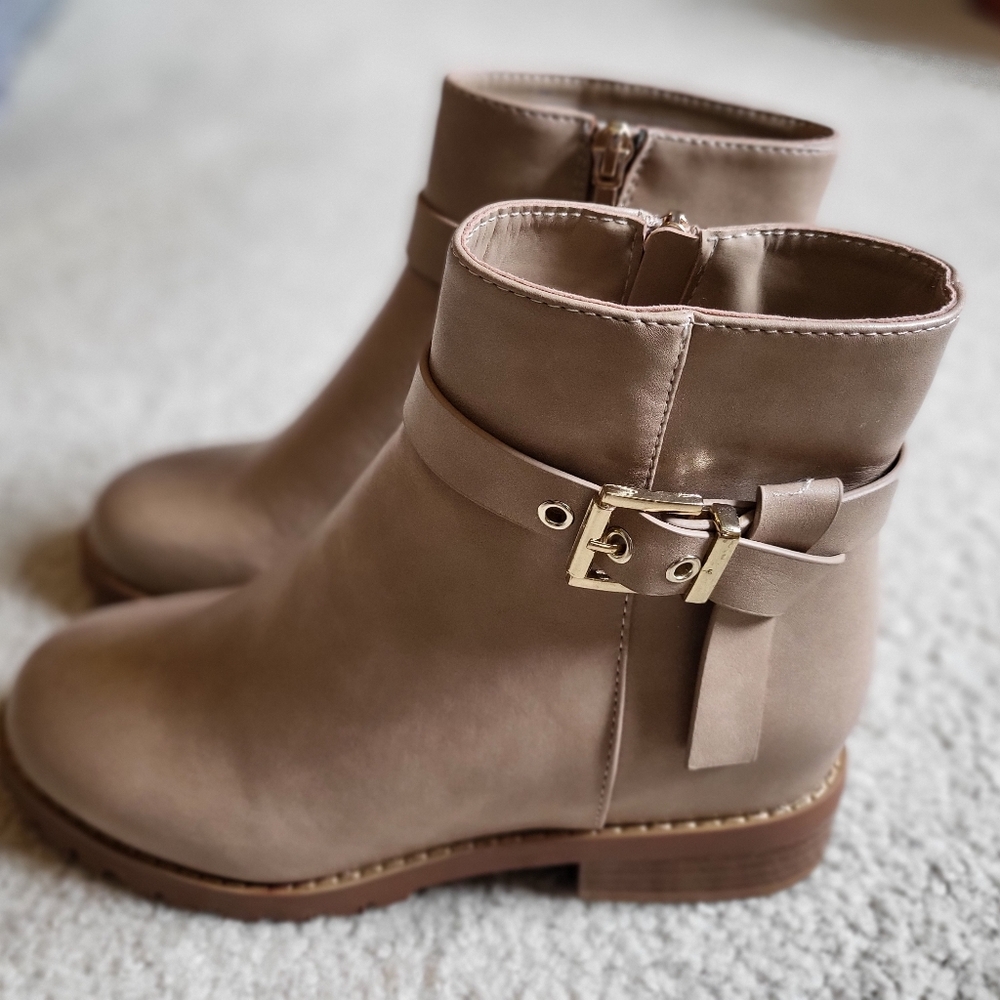 Taupe Anke Boots